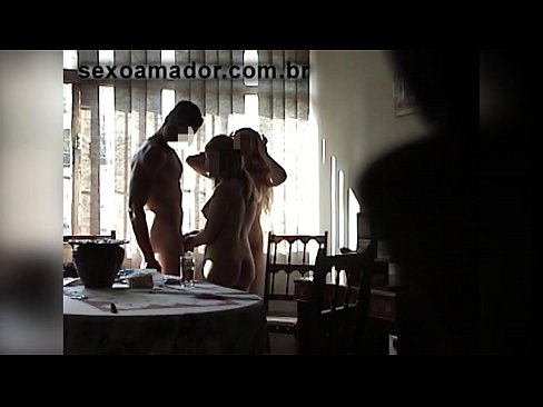 ❤️ Inimbitahan ng mga sex friends ang isang higanteng lalaki at isang threesome kasama niya Sex video sa porn tl.pinkporno.ru ️❤