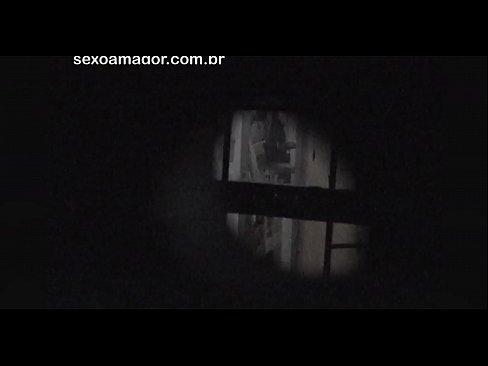 ❤️ Si Blondie ay lihim na nakunan ng video ng isang voyeur ng kapitbahayan na nakatago sa likod ng mga guwang na brick Sex video sa porn tl.pinkporno.ru ️❤